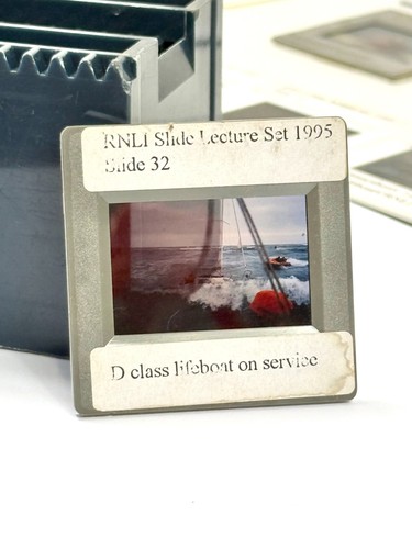 Rnli class lifeboat - d,