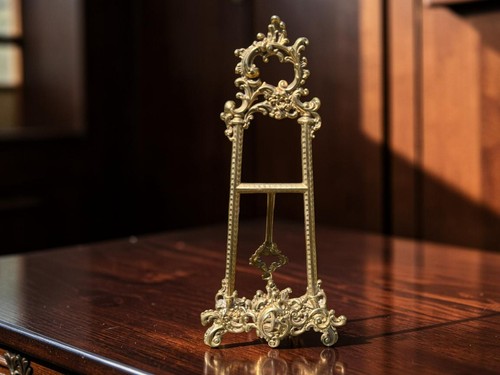Polished brass easel - polished,