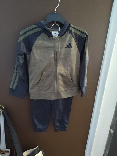 Boys size adidas two piece - boys,