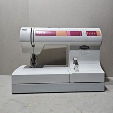 PFAFF IN STYLE SEWING MACHINE +PEDAL AND CABLE WORKING &TESTED