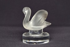 Lalique Swan Figurine