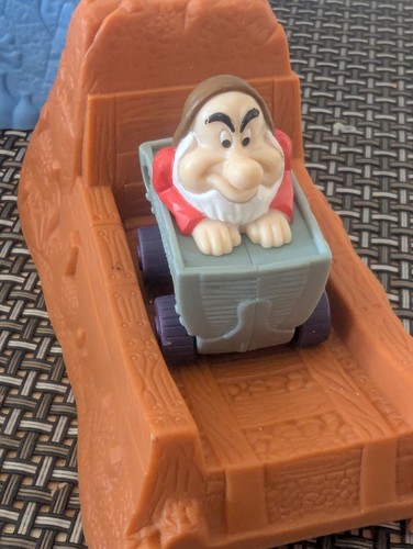Vintage 2001 mcdonalds - 2001,
