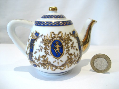 Porcelain art miniature - 'porcelain,