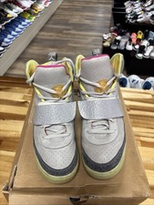 Size 11.5 - Nike Air Yeezy Zen