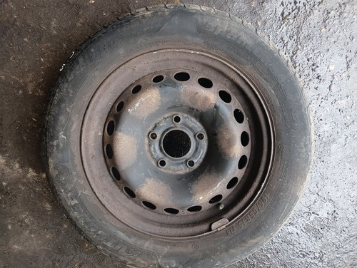 Volkswagen caddy wheel - ,
