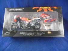 Minichamps 122 110046 Ducati Desmosedici GP 11 Valentino Rossi MotoGP 2011