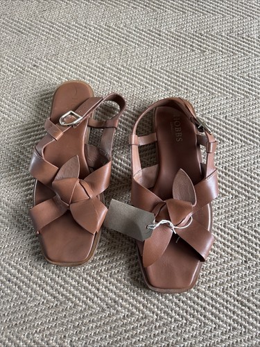 Sandals from hobbs size - sandals,