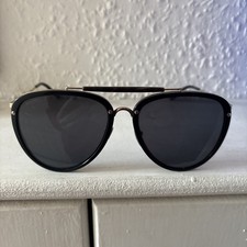 Black Gucci Sunglasses