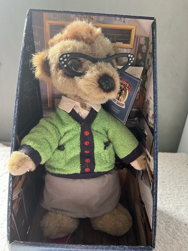 Maiya compare the - the, meerkat