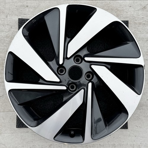 Genuine toyota aygo 18 - genuine,