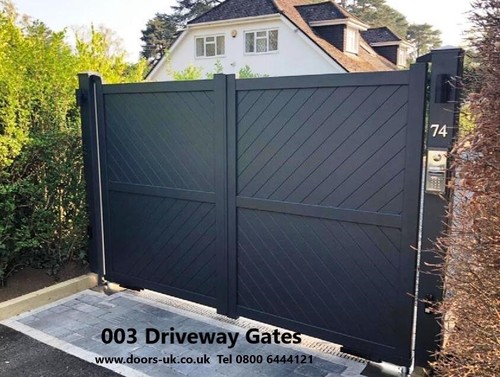 Double driveway gates powder - driveway,