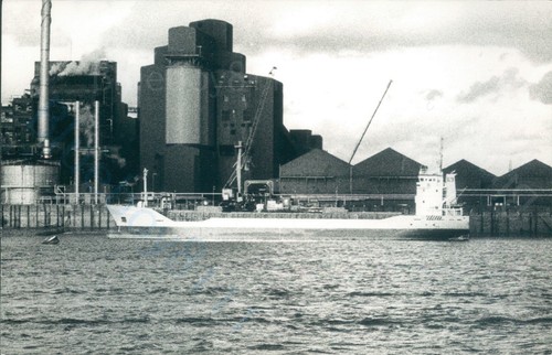 British johanna at - british, mv