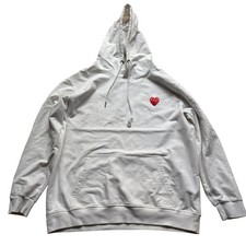 Comme Des Garçons Play Size
