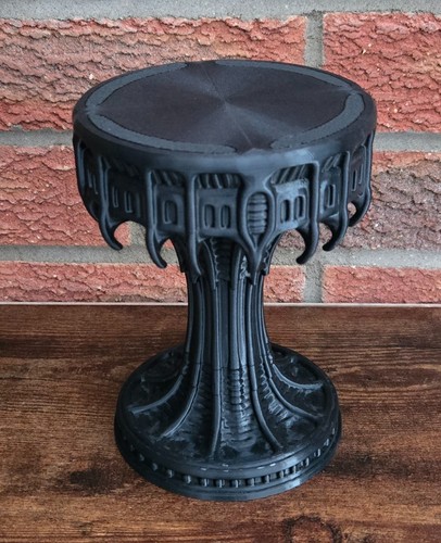 Alien giger style riser mini - giger,