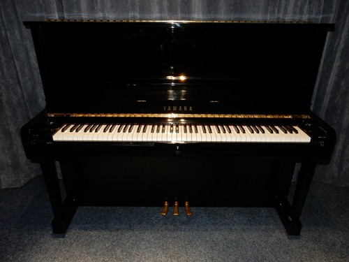 Yamaha upright piano - u1,