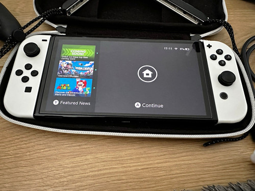 Nintendo switch oled - nintendo,