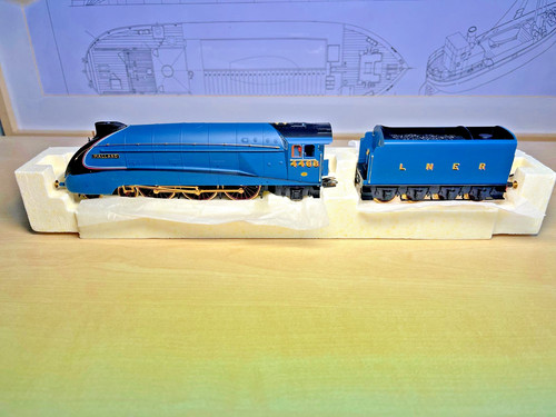 Hornby r2684 lner - hornby, 'mallard'