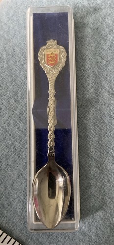 Collectors teaspoon guernsey - collectors,