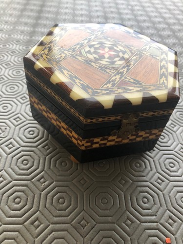 Vintage hexagonal wooden - vintage,