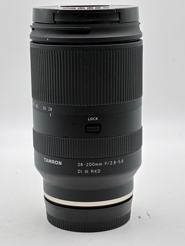 Tamron 200mm 5 6 - f/2.8-5.6, di