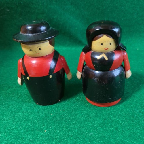 Amish doll pair wooden - amish,