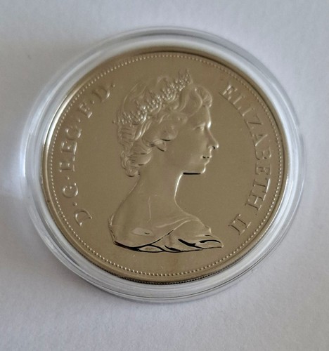 Uncirculated proof royal - proof,