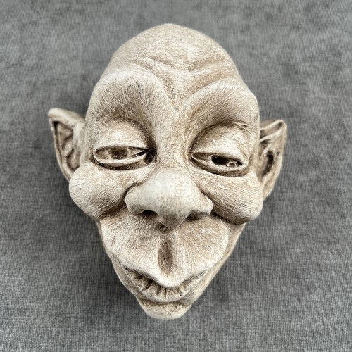 Stone face wall hanging garden - stone,