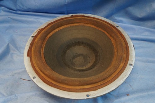 Woofer out acoustic - woofer, of