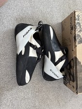 Evolv Zenist Pro Climbing