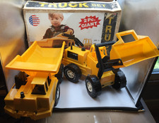 NEW OLD STOCK AMERICAN PLASTIC