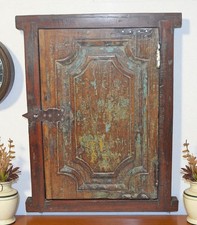 Antique Wooden Wall Décor
