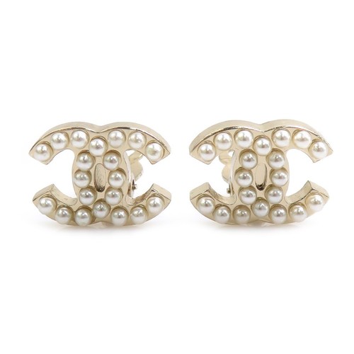 Auth chanel logo - logo, earrings