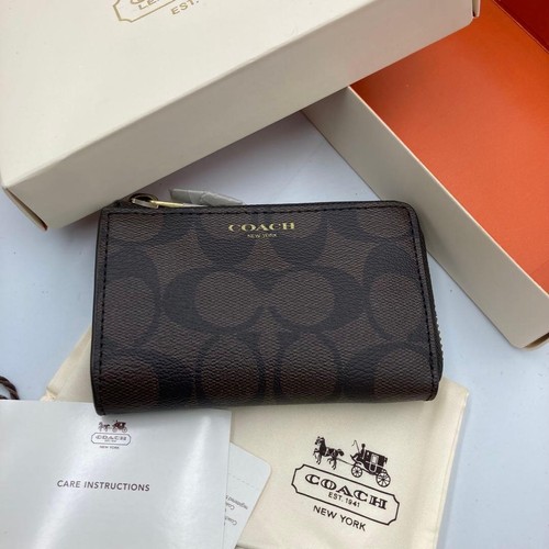 New coach coin - coin, case