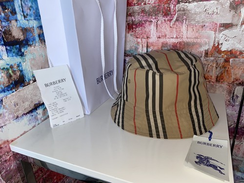 Burberry icon stripe bucket - burberry,