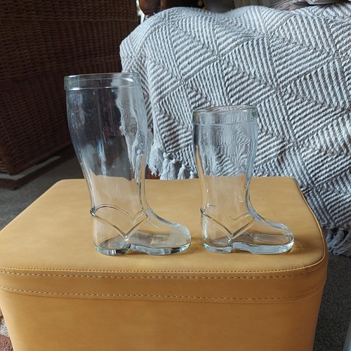 Glass boot vase ornament - x,