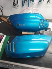 SUZUKI GT750J SIDE PANEL PAIR