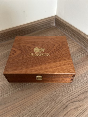 Pickwick vintage wooden tea - vintage,