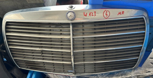 Radiator grille radiator