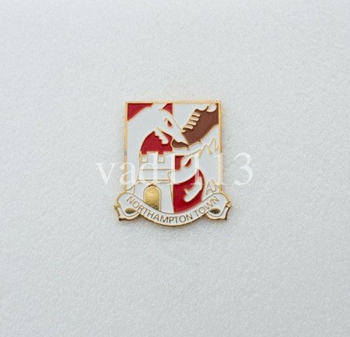Metal pin badge - , football