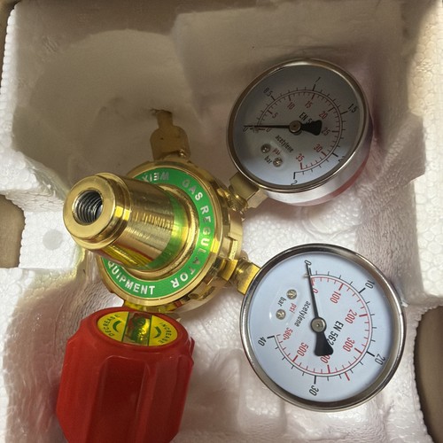 Gas regulator copper - copper, acetylene