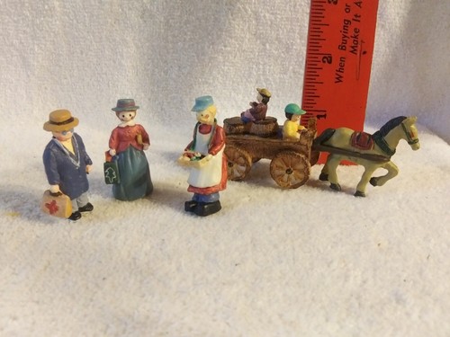 Miniature village people - 3,
