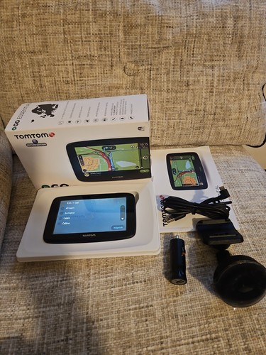 Tomtom essential sat nav - essential,