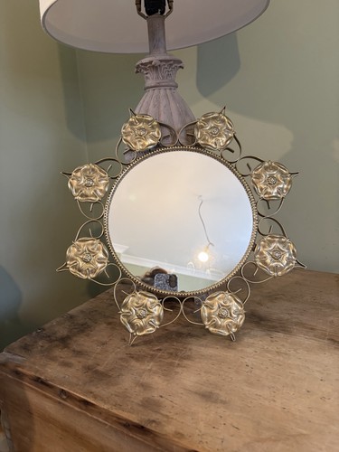 Gold decorative floral