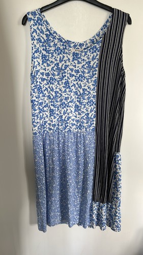 Ladies blue floral sleeveless - blue,