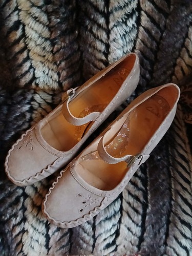 Vintage wheat brown suede - wheat,