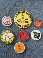 *RARE* True Vintage 1970s Tin Pin Badges - Peace & Love / Hippy - Ban The Bomb