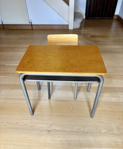 Vintage style child desk - vintage,