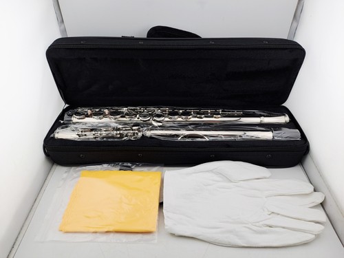 Freshman student flute - student,