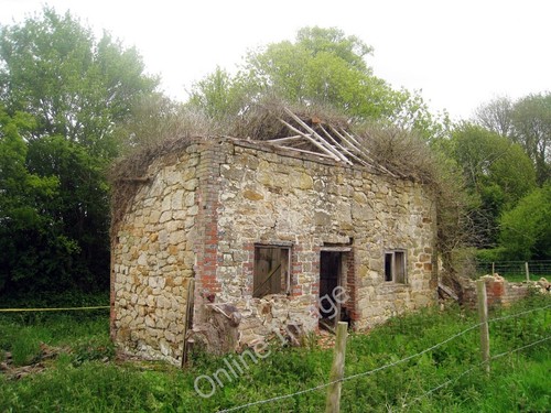 Photo 6x4 abandoned house - 6x4,