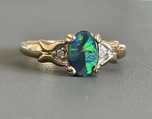 9ct 375 yellow gold black - gold, opal